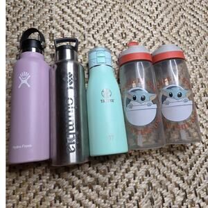 HYDRO FLASK Lot Of 5 Insulated Water Bottles Various Sizes Colors Used